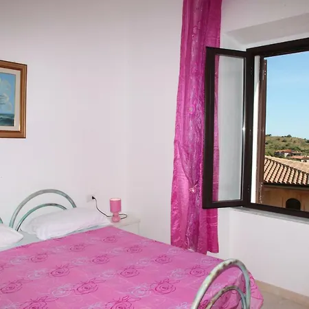 Pink Vista Mare