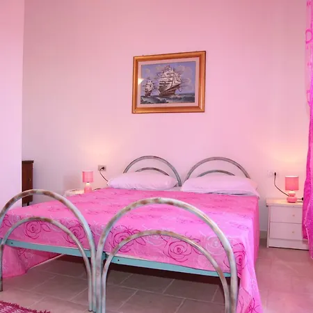 Pink Vista Mare *